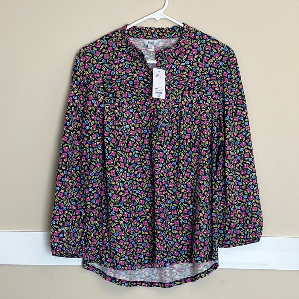 Croft and Barrow Floral Long Sleeve Button-down Tee